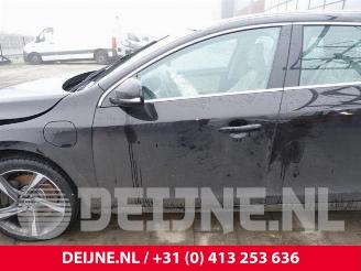 Volvo V-60 V60 I (FW/GW), Combi, 2010 / 2018 2.4 D6 20V Plug-in Hybrid AWD picture 16