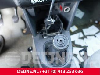 Volkswagen Caddy Caddy III (2KA,2KH,2CA,2CH), Van, 2004 / 2015 2.0 SDI picture 30