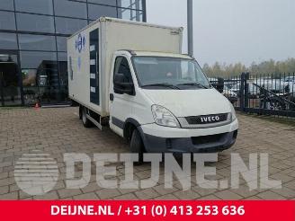 Uttjänta bilar auto Iveco Daily New Daily IV, Van, 2006 / 2011 35C11V, 35S11V 2011/10