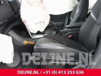 Volvo V-40 V40 (MV), Hatchback 5-drs, 2012 / 2019 2.0 T2 16V picture 18