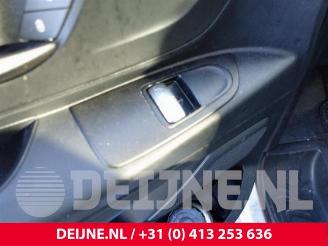 Mercedes Vito Vito Tourer (447.7), Bus, 2014 1.6 109 CDI 16V picture 18