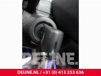 Peugeot Partner Tepee Partner Tepee (7A/B/C/D/E/F/G/J/P/S), MPV, 2008 / 2018 1.6 HDiF 90 16V Phase 1 picture 25