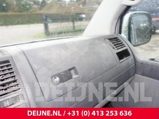 Volkswagen Transporter Transporter T5, Van, 2003 / 2015 1.9 TDi picture 30