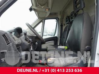 Peugeot Boxer Boxer (U9), Van, 2006 2.0 BlueHDi 160 picture 16
