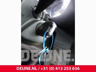 Peugeot Expert Expert (V1/VA/VB/VE/VF/VT/VY), Van, 2016 2.0 Blue HDi 150 16V picture 31