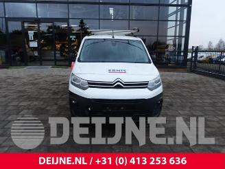 Citroën Berlingo Berlingo, Van, 2018 1.2 12V PureTech 110 picture 2