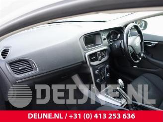 Volvo V-40 V40 (MV), Hatchback 5-drs, 2012 / 2019 1.6 D 16V picture 16