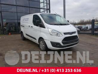rozbiórka samochody osobowe Ford Transit  2016/6