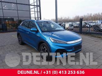 Vrakbiler auto BYD Atto 3 Atto 3, SUV, 2022 60kWh 2023/1