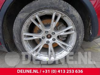 Tesla Model Y Model Y (5YJY), SUV, 2019 / 2025 RWD picture 24