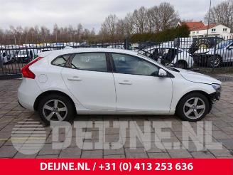 Volvo V-40 V40 (MV), Hatchback 5-drs, 2012 / 2019 1.6 D2 picture 8