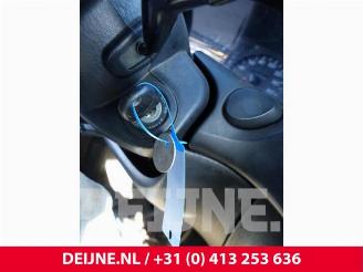 Hyundai Starex Starex (H 1), MPV, 1997 / 2004 2.5 TD picture 32