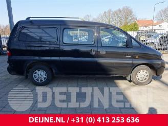 Hyundai Starex Starex (H 1), MPV, 1997 / 2004 2.5 TD picture 8