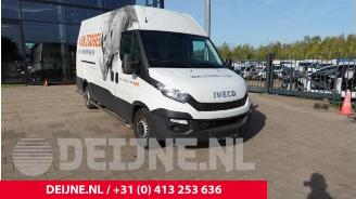 skadebil auto Iveco New Daily New Daily VI, Van, 2014 33S11,35C11, 35S11 2016/7