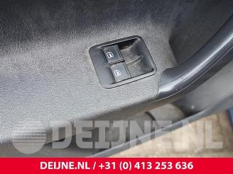 Volkswagen Caddy Caddy III (2KA,2KH,2CA,2CH), Van, 2004 / 2015 1.6 TDI 16V picture 18