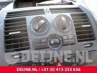 Mercedes Vito Vito (639.7), Bus, 2003 / 2015 2.2 110 CDI 16V Euro 5 picture 33