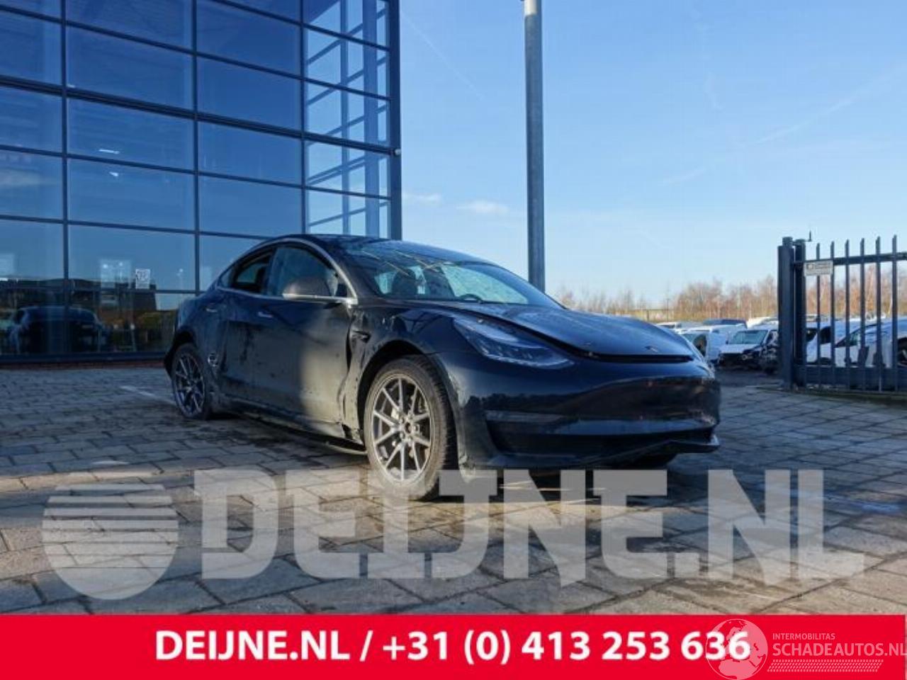 Tesla Model 3 Model 3, Sedan, 2017 EV AWD