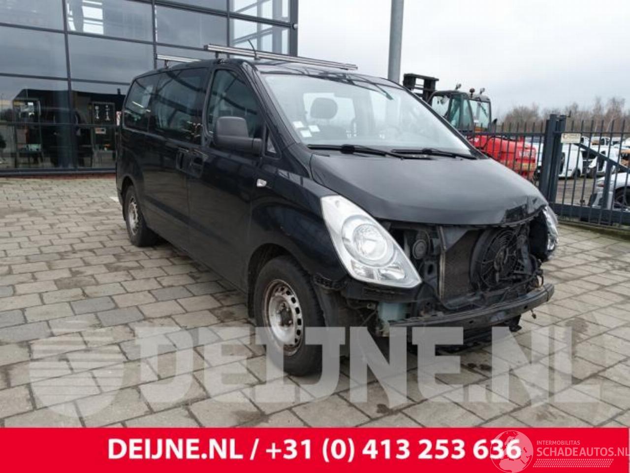 Hyundai H-300 