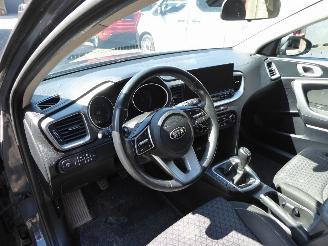 Kia Ceed  picture 11