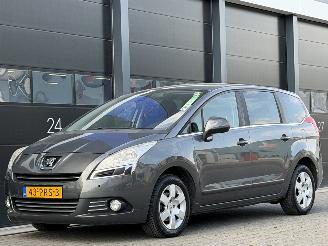 Peugeot 5008 1.6 HDiF Blue Lease Navi Clima picture 1