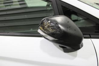 Ford Fiesta  picture 8