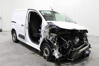 Toyota ProAce CITY picture 2