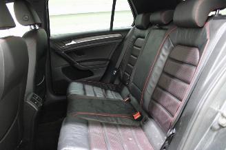 Volkswagen Golf  picture 12