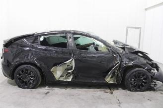 Tesla Model Y  picture 7