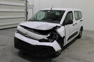 disassembly passenger cars Citroën Berlingo  2022/9
