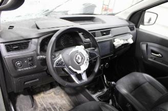 Renault Express  picture 10