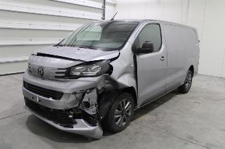 skadebil auto Peugeot Expert  2025/7
