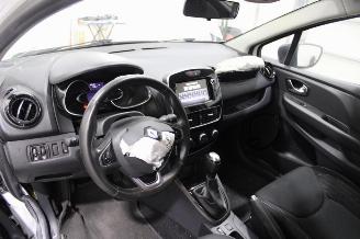 Renault Clio  picture 9