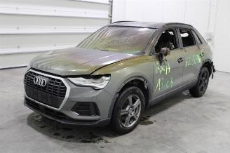 Coche siniestrado Audi Q3  2020/1