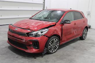 Auto incidentate Kia Rio  2020/8