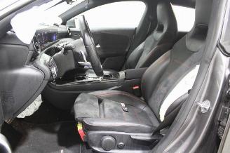 Mercedes Cla-klasse CLA 180 Shooting Brake picture 11