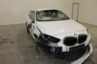 BMW 1-serie 116 picture 2