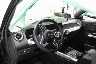 Mercedes EQB  picture 10