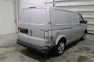 Volkswagen Transporter T6 picture 3