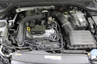Volkswagen Golf  picture 15