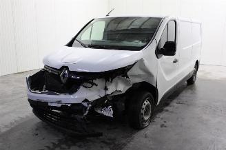 Salvage car Renault Trafic  2022/12