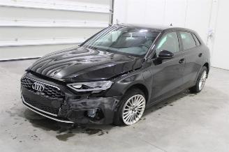 Schadeauto Audi A3  2023/10