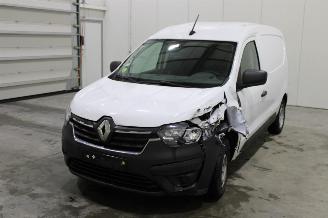 damaged passenger cars Renault Express  2022/6