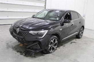uszkodzony samochody osobowe Renault Arkana  2024/5