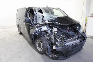 Opel Vivaro  picture 2