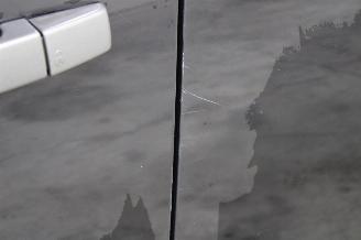 Land Rover Discovery  picture 6