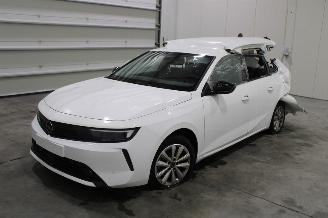 Vrakbiler auto Opel Astra  2024/2