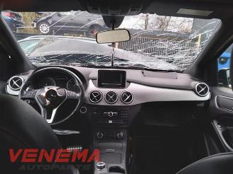 Mercedes B-klasse B (W246), Hatchback, 2011 / 2018 1.6 B-180 BlueEFFICIENCY Turbo 16V picture 15