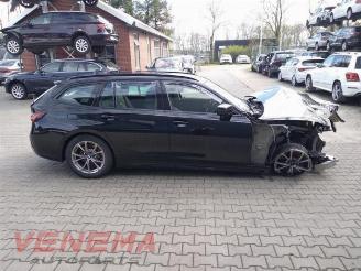 BMW 3-serie 3 serie Touring (G21), Combi, 2019 320e xDrive 2.0 TwinPower Turbo 16V picture 4