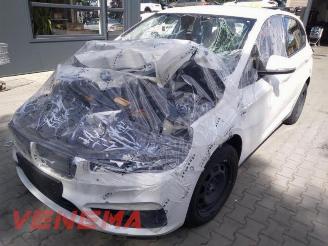 Vrakbiler auto BMW 2-serie 2 serie Active Tourer (F45), MPV, 2013 / 2021 218i 1.5 TwinPower Turbo 12V 2016/3
