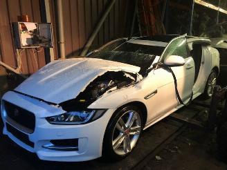 Salvage car Jaguar XE  2015/1